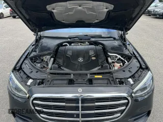 2021 Mercedes-Benz S 580 z VIN W1K6G7GBXMA027895, wystawiony jako Copart lot #57789375 z przebiegiem 104 502 mil mil oraz Tytuł czysty. Historia ofert i sprzedaży dostępna na DreamBid. Obrazek 8.