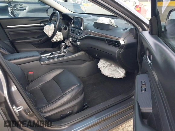 2019 Nissan Altima SL with VIN 1N4BL4EV4KC253275, listed as a IAAI auction lot 42041867 with 70,429 mi miles and . Bid and sale history available at DreamBid. Image 5.