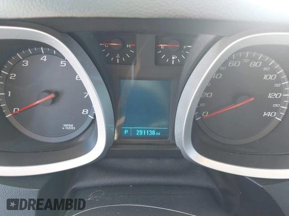 2013 Chevrolet Equinox LS z VIN 2GNALBEK8D6317806, wystawiony jako IAAI lot #40828535 z przebiegiem 291 138 mil mil oraz . Historia ofert i sprzedaży dostępna na DreamBid. Obrazek 7.