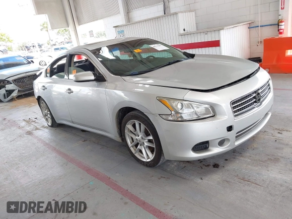 2014 Nissan Maxima SV z VIN 1N4AA5AP6EC463959, wystawiony jako IAAI lot #40179497 z przebiegiem 182 867 mil mil oraz . Historia ofert i sprzedaży dostępna na DreamBid. Obrazek 1.