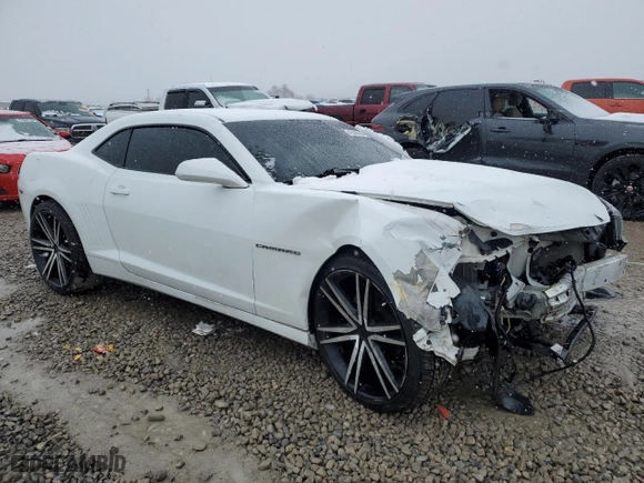 2014 Chevrolet Camaro LS with VIN 2G1FE1E3XE9324454, listed as a Copart auction lot 46000685 with NaN miles and Salvage Title. Bid and sale history available at carsss.com. Image 4.