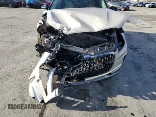 2024 Lincoln Corsair Grand Touring z VIN 5LMTJ5DZ7RUL19538, wystawiony jako Copart lot #44342865 z przebiegiem 3 972 mil mil oraz Szkoda całkowita • Salvage title. Historia ofert i sprzedaży dostępna na DreamBid. Obrazek 9.