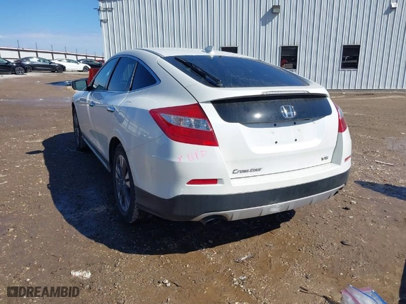 2013 Honda Crosstour EX-L with VIN 5J6TF1H5XDL001706, listed as a IAAI auction lot 41643400 with 177,371 mi miles. Bid and sale history available at carsss.com. Image 3.