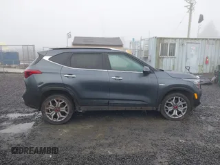 2021 Kia Seltos SX with VIN KNDETCA26M7182220, listed as a IAAI auction lot 41674784 with 41,922 mi miles. Bid and sale history available at carsss.com. Image 13.