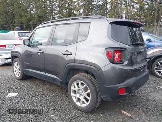 2020 Jeep Renegade Latitude with VIN ZACNJABB3LPL76503, listed as a IAAI auction lot 41467338 with 38,593 mi miles. Bid and sale history available at carsss.com. Image 3.