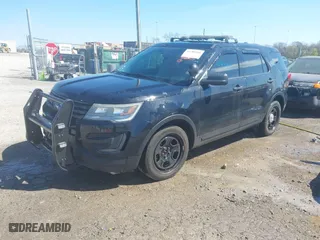 2016 Ford Utility Police Interceptor with VIN 1FM5K8AR0GGB36783, listed as a IAAI auction lot 41788958 with 154,278 mi miles. Bid and sale history available at carsss.com. Image 17.