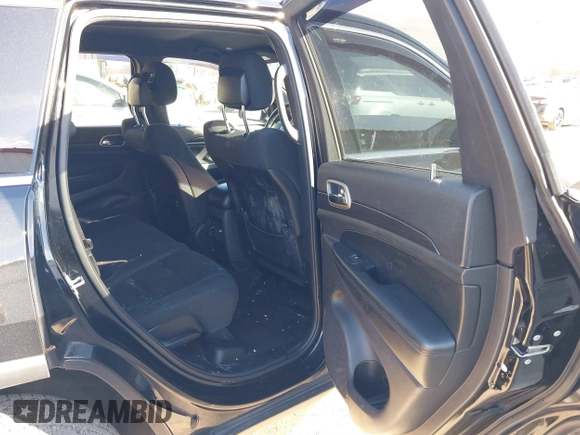 2017 Jeep Grand Cherokee Laredo with VIN 1C4RJFAG0HC674615, listed as a IAAI auction lot 41498307 with 91,899 mi miles. Bid and sale history available at carsss.com. Image 8.