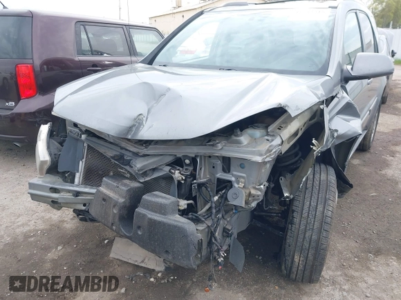 2006 Chevrolet Equinox LT z VIN 2CNDL63F566007906, wystawiony jako IAAI lot #41783318 z przebiegiem 109 420 mil mil oraz . Historia ofert i sprzedaży dostępna na DreamBid. Obrazek 6.