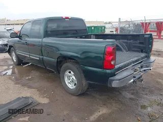 2004 Chevrolet Silverado 1500 Work Truck with VIN 2GCEC19T941193338, listed as a IAAI auction lot 41904989 with 147,616 mi miles. Bid and sale history available at carsss.com. Image 3.