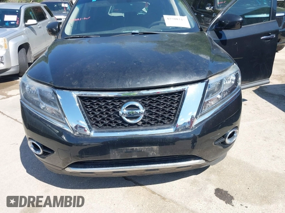 2015 Nissan Pathfinder SV with VIN 5N1AR2MN2FC642105, listed as a IAAI auction lot 42580343 with 228,957 mi miles and . Bid and sale history available at DreamBid. Image 6.
