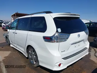 2014 Toyota Sienna SE with VIN 5TDXK3DC1ES417081, listed as a IAAI auction lot 41850444 with 173,545 mi miles. Bid and sale history available at carsss.com. Image 14.