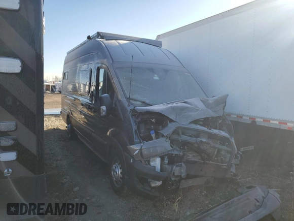 2023 Ford Transit with VIN 1FTBR3UG2PKA02239, listed as a Copart auction lot 82384484 with Not provided miles and Salvage title. Bid and sale history available at DreamBid. Image 4.