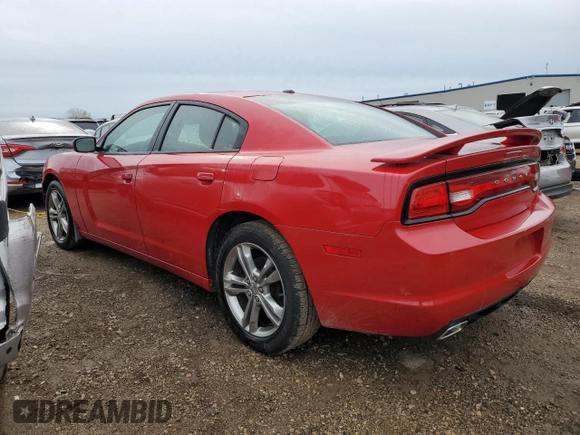 2013 Dodge Charger SXT z VIN 2C3CDXJG3DH555942, wystawiony jako Copart lot #72277534 z przebiegiem 163 941 mil mil oraz Szkoda całkowita • Salvage title. Historia ofert i sprzedaży dostępna na DreamBid. Obrazek 2.