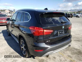2019 BMW X1 sDrive28i with VIN WBXHU7C52K3H45282, listed as a Copart auction lot 42421563 with 8,057 mi miles. Bid and sale history available at carsss.com. Image 2.