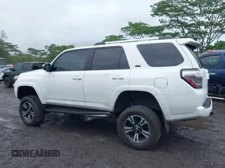 2022 Toyota 4Runner SR5 with VIN JTEMU5JR3N5987585, listed as a IAAI auction lot 41714815 with 38,874 mi miles and . Bid and sale history available at DreamBid. Image 15.
