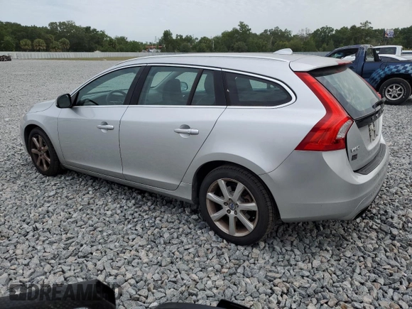 2016 Volvo V60 T5 Drive-E Premier with VIN YV140MEK5G1290897, listed as a Copart auction lot 56421405 with 165,600 mi miles and Clean Title. Bid and sale history available at DreamBid. Image 2.
