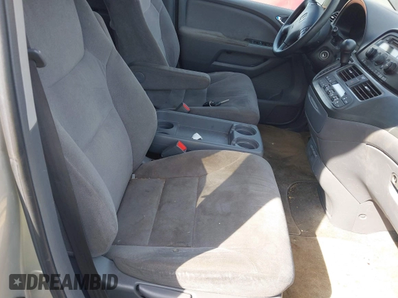 2006 Honda Odyssey EX z VIN 5FNRL38456B400315, wystawiony jako IAAI lot #41803520 z przebiegiem 191 851 mil mil oraz . Historia ofert i sprzedaży dostępna na DreamBid. Obrazek 5.