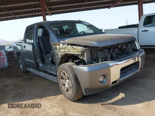 2013 Nissan Titan SL с VIN 1N6AA0ED0DN311415, выставлен на аукционе IAAI как лот 42697441 с пробегом 150 159 миль миль и . История ставок и продаж доступна на DreamBid. Изображение 1.