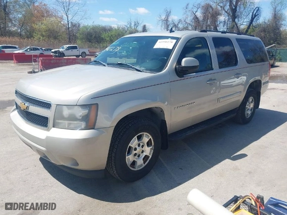 2007 Chevrolet Suburban LTZ with VIN 3GNFK16357G109210, listed as a IAAI auction lot 41990278 with 176,136 mi miles. Bid and sale history available at carsss.com. Image 2.