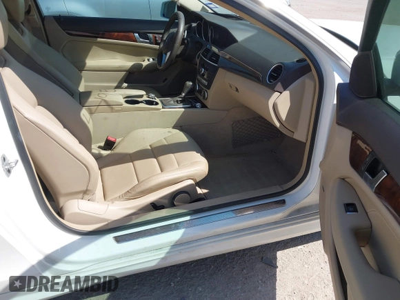 2015 Mercedes-Benz C-Class C 250 with VIN WDDGJ4HB1FG403788, listed as a IAAI auction lot 40495537 with 129,832 mi miles. Bid and sale history available at carsss.com. Image 5.