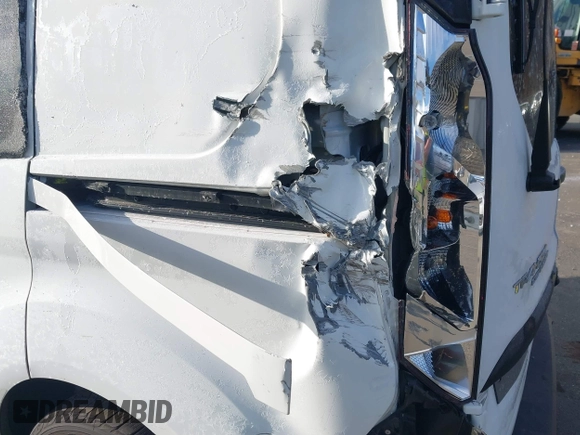 2019 Ford Transit Connect XL с VIN NM0LS6E28K1428882, выставлен на аукционе IAAI как лот 40960761 с пробегом 98 466 миль миль и . История ставок и продаж доступна на DreamBid. Изображение 18.