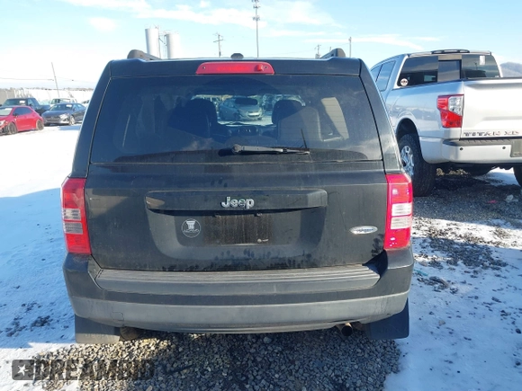 2014 Jeep Patriot Latitude with VIN 1C4NJPFAXED681859, listed as a IAAI auction lot 41271373 with 173,529 mi miles and . Bid and sale history available at DreamBid. Image 16.