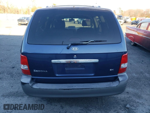 2003 Kia Sedona LX with VIN KNDUP131036461742, listed as a Copart auction lot 83338164 with 111,120 mi miles and Salvage Title. Bid and sale history available at carsss.com. Image 6.
