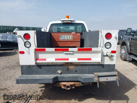 2014 Ford F-250 with VIN 1FD7X2BT1EEA74742, listed as a IAAI auction lot 41937930 with 268,877 mi miles and . Bid and sale history available at DreamBid. Image 16.