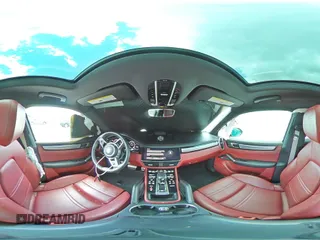 2023 Porsche Cayenne S z VIN WP1AB2AY7PDA14204, wystawiony jako Copart lot #66820264 z przebiegiem 37 012 mil mil oraz Szkoda całkowita • Salvage title. Historia ofert i sprzedaży dostępna na DreamBid. Obrazek 13.