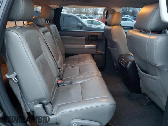 2018 Toyota Sequoia SR5 with VIN 5TDBY5G17JS162297, listed as a Copart auction lot 84745084 with 122,154 mi miles and Salvage Title. Bid and sale history available at carsss.com. Image 11.