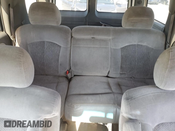 2000 Chevrolet Tahoe LS with VIN 1GNEK13T2YJ203352, listed as a Copart auction lot 58077765 with 314,293 mi miles and Salvage title. Bid and sale history available at DreamBid. Image 10.