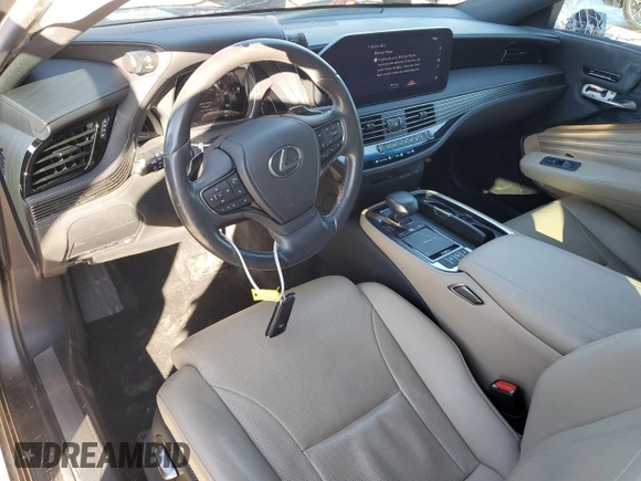 2021 Lexus LS 500 z VIN JTHD51FF9M5013406, wystawiony jako Copart lot #84926124 z przebiegiem 31 209 mil mil oraz Szkoda całkowita • Salvage title. Historia ofert i sprzedaży dostępna na DreamBid. Obrazek 8.