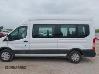 2022 Ford Transit Passenger XL с VIN 1FBAX2X81NKA29272, выставлен на аукционе IAAI как лот 41921508 с пробегом 49 826 миль миль и . История ставок и продаж доступна на DreamBid. Изображение 14.