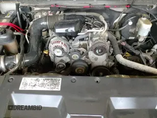 2008 GMC Sierra 1500 Work Truck with VIN 1GTEC19XX8Z221342, listed as a Copart auction lot 41489385 with 193,272 mi miles and Clean title. Bid and sale history available at DreamBid. Image 13.