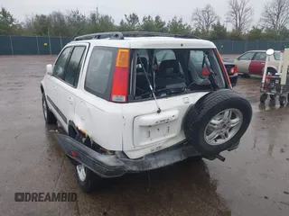 2001 Honda CR-V EX with VIN JHLRD18611C035126, listed as a IAAI auction lot 41982045 with 265,360 mi miles and . Bid and sale history available at carsss.com. Image 3.