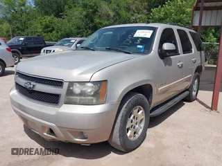 2008 Chevrolet Tahoe 1LT с VIN 1GNFC130X8R172490, выставлен на аукционе IAAI как лот 42306819 с пробегом 219 419 миль миль и . История ставок и продаж доступна на DreamBid. Изображение 2.