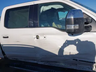 2019 Ford F-250 XL z VIN 1FT7W2BT1KEG39753, wystawiony jako IAAI lot #42051404 z przebiegiem 137 587 mil mil oraz . Historia ofert i sprzedaży dostępna na DreamBid. Obrazek 13.