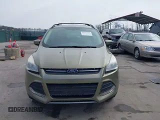 2013 Ford Escape SE with VIN 1FMCU9GX1DUB69236, listed as a IAAI auction lot 41575494 with 122,075 mi miles and . Bid and sale history available at DreamBid. Image 12.