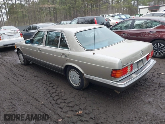 1987 Mercedes-Benz 560 with VIN WDBCA39D5HA357048, listed as a IAAI auction lot 41672343 with 151,635 mi miles and . Bid and sale history available at DreamBid. Image 3.