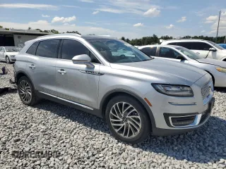 2020 Lincoln Nautilus Reserve with VIN 2LMPJ6K98LBL26528, listed as a Copart auction lot 59890615 with 84,667 mi miles and Salvage title. Bid and sale history available at DreamBid. Image 4.