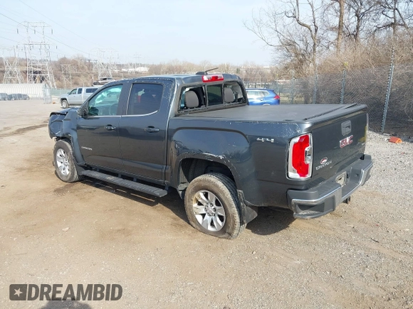 2016 GMC Canyon 4WD SLE with VIN 1GTG6CE36G1380659, listed as a IAAI auction lot 41803736 with 72,070 mi miles. Bid and sale history available at carsss.com. Image 3.