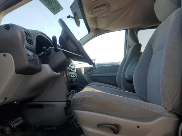 2005 Dodge Caravan SXT with VIN 1D4GP45R95B419486, listed as a Copart auction lot 60313045 with 180,615 mi miles and Salvage title. Bid and sale history available at DreamBid. Image 7.