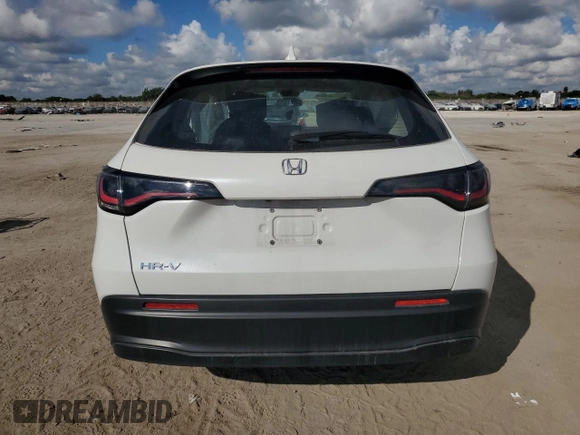 2024 Honda HR-V LX with VIN 3CZRZ1H34RM727051, listed as a Copart auction lot 44580075 with 15,573 mi miles and Salvage Title. Bid and sale history available at DreamBid. Image 6.
