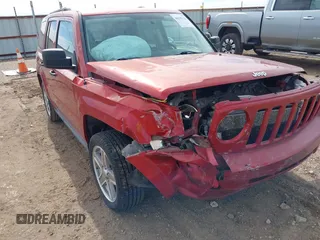 2008 Jeep Patriot Sport with VIN 1J8FF28W58D515280, listed as a IAAI auction lot 41535128 with 160,353 mi miles. Bid and sale history available at carsss.com. Image 6.