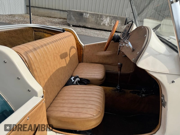 1969 Volkswagen Beetle с VIN 119591366, выставлен на аукционе Copart как лот 60940425 с пробегом 3 168 миль миль и Чистый • Clean title. История ставок и продаж доступна на DreamBid. Изображение 5.