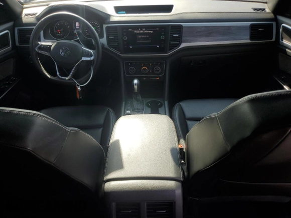 2021 Volkswagen Atlas SE with VIN 1V2HE2CA6MC215129, listed as a Copart auction lot 75023114 with 34,861 mi miles and Salvage title. Bid and sale history available at DreamBid. Image 8.