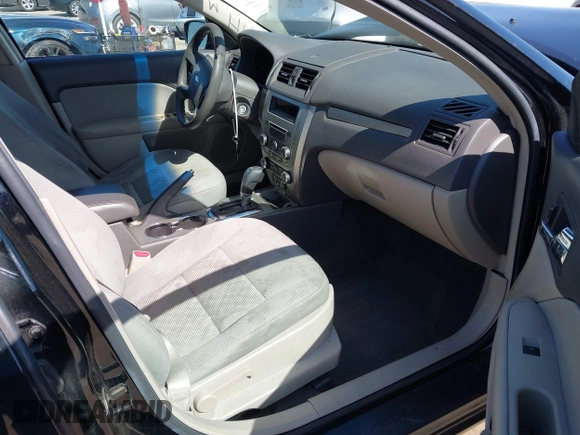 2012 Ford Fusion SE z VIN 3FAHP0HA1CR130424, wystawiony jako IAAI lot #42268004 z przebiegiem 161 898 mil mil oraz . Historia ofert i sprzedaży dostępna na DreamBid. Obrazek 5.