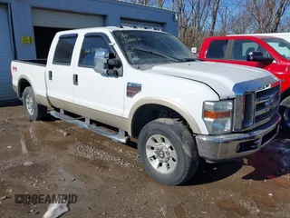 2008 Ford F-250 XL with VIN 1FTSW21R78EB38942, listed as a IAAI auction lot 41914058 with 176,312 mi miles. Bid and sale history available at carsss.com. Image 1.
