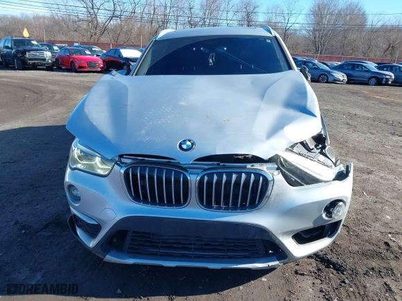 2018 BMW X1 xDrive28i with VIN WBXHT3C36J5L33781, listed as a IAAI auction lot 41497360 with 61,251 mi miles. Bid and sale history available at carsss.com. Image 12.