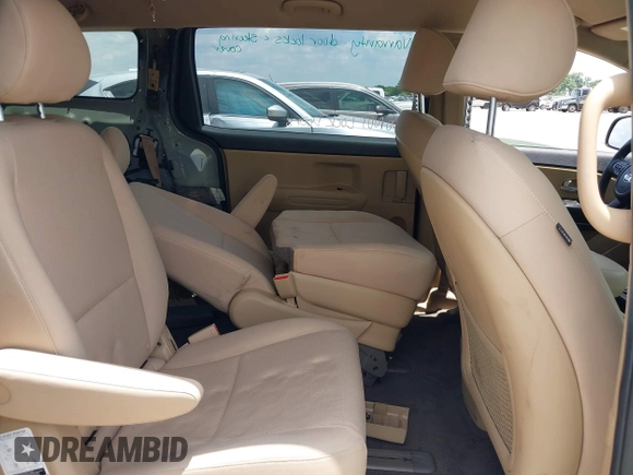 2020 Kia Sedona EX with VIN KNDMB5C19L6617993, listed as a IAAI auction lot 39711859 with 66,083 mi miles. Bid and sale history available at carsss.com. Image 8.